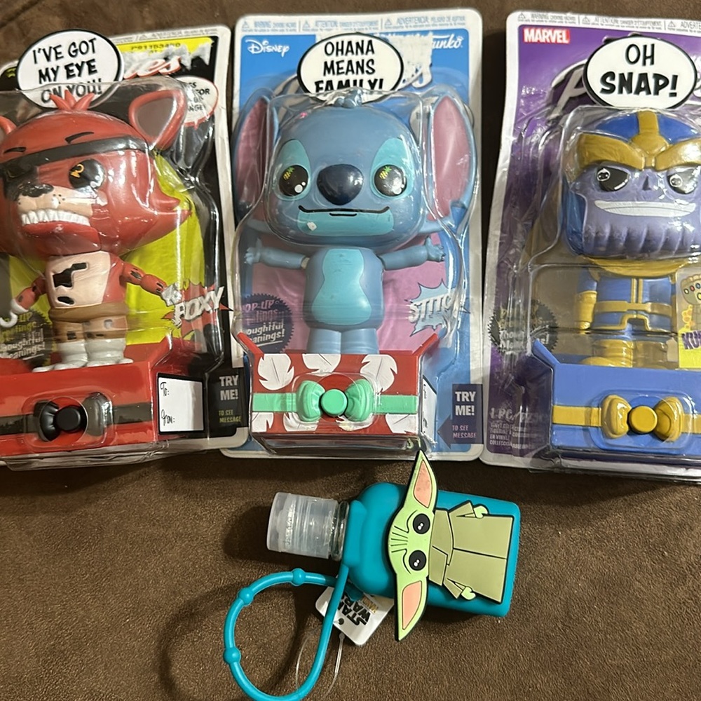 Funko Popsies Foxy Five nights at Freddy's & Stitch & Thanos